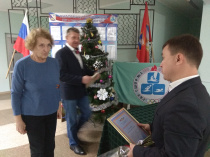 Алексей Ярусов поздравил с 70-летием действующего тренера по плаванию Евгению Круглову