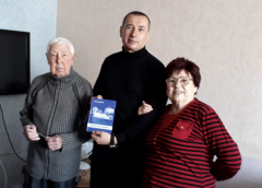 В Гагаринском районе жители с ограниченными физическими возможностями теперь могут оформить ЕГКС на дому