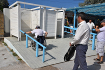 Экспертная группа совместно с Главой Гагаринского муниципального округа проверила доступность пляжа «Омега» для маломобильных групп населения