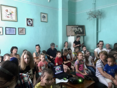 Гагаринский муниципалитет поздравил детей с победой во всероссийском конкурсе  "Читаем!Творим!Развиваемся!"