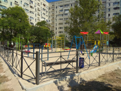 В текущем месяце в Гагаринском районе будет установлено еще 10 детских игровых площадок