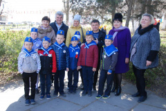 Аллеи «5 лет «Русской весне» высажены в школах №23 и №29