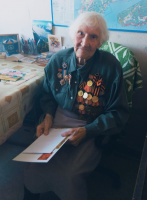 Алексей Ярусов поздравил жительницу Гагаринского района со 100-летним юбилеем