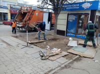 В Гагаринском районе демонтировали незаконный торговый павильон