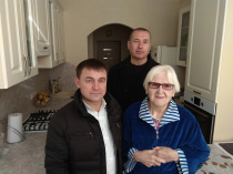 В преддверии Дня Героев Отечества в Гагаринском районе поздравили героев и вдов героев с праздником