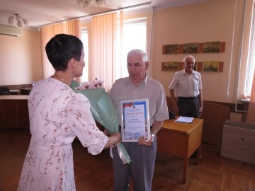 27f0be22-9e46-4751-9c77-cbe27da27a3b.jpg