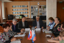 В Гагаринском районе состоялся "круглый стол" по страховому и медицинскому обслуживанию пенсионеров