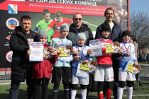 Гагаринский муниципалитет провел турнир по футболу среди детских команд, приуроченный к 9-ой годовщине воссоединения Севастополя и Крыма с Россией